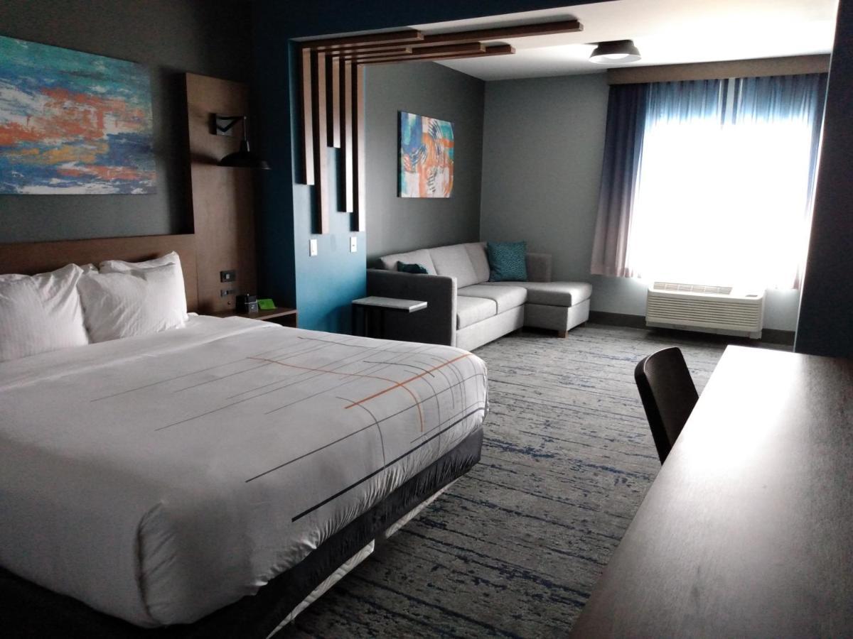 La Quinta Inn & Suites By Wyndham บาร์ดสทาวน์ ภายนอก รูปภาพ