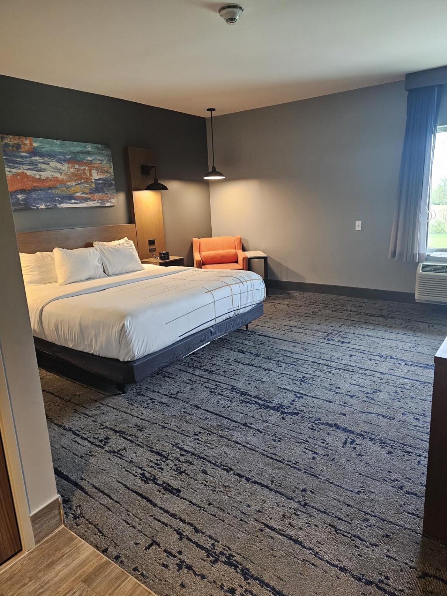 La Quinta Inn & Suites By Wyndham บาร์ดสทาวน์ ภายนอก รูปภาพ